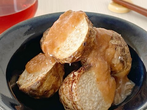 さといもの素揚げと梅ソース